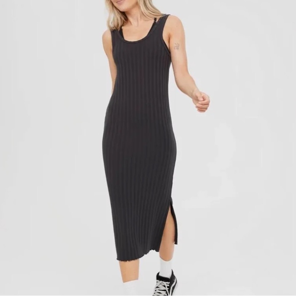Aerie Black Ribbed Groove Midi Dress
